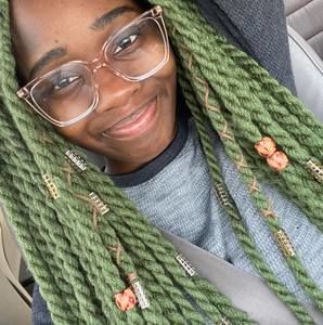 Meet your Posher, Deborah